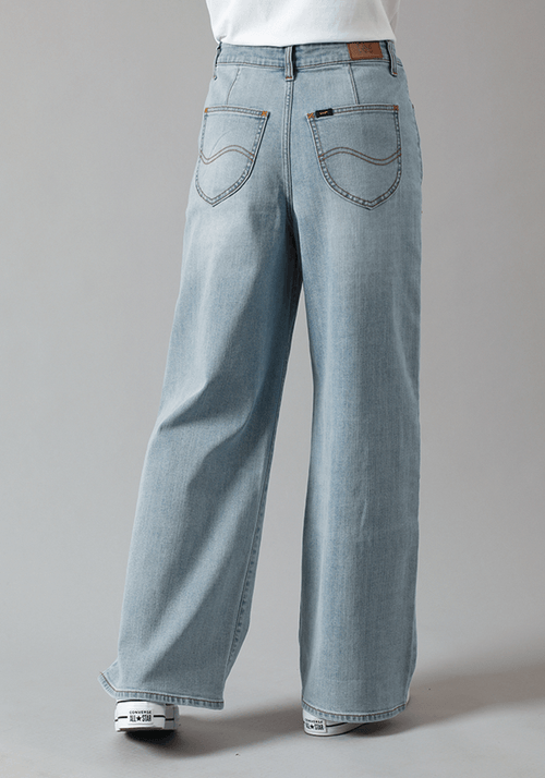 Jeans Mujer Tiro Alto Stella A Line Relaxed Fit Light Stone Wash